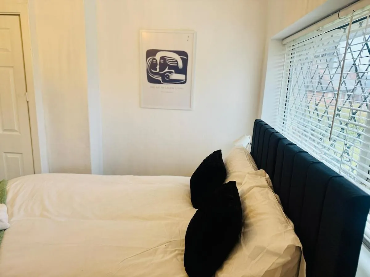 Well Furnished Home - Near City Centre, Qmc & Arnold Market - Sleeps 8 Nottingham Apartamento